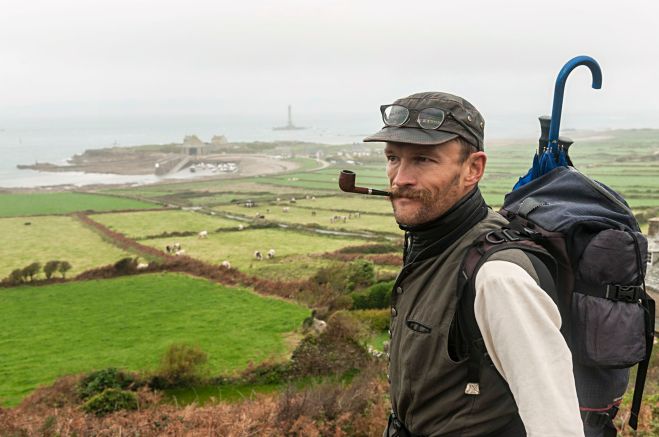 LA FRANCE PAR LES CHEMINS OUBLIES